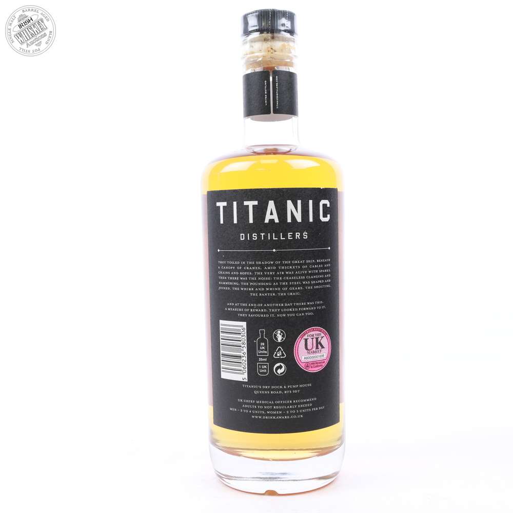65604619_Titanic_Distillers_Collectors_Edition-3.jpg