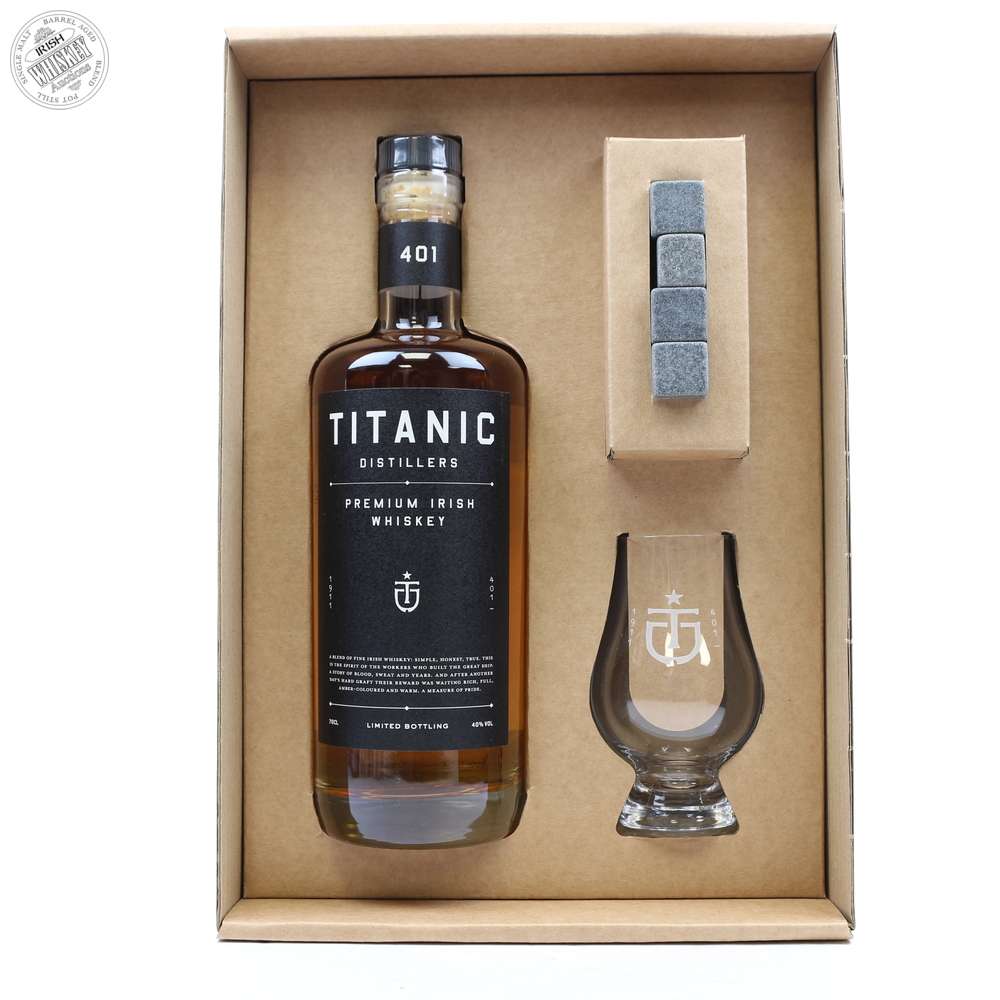 65611286_Titanic_Distillers_Collectors_Edition-2.jpg