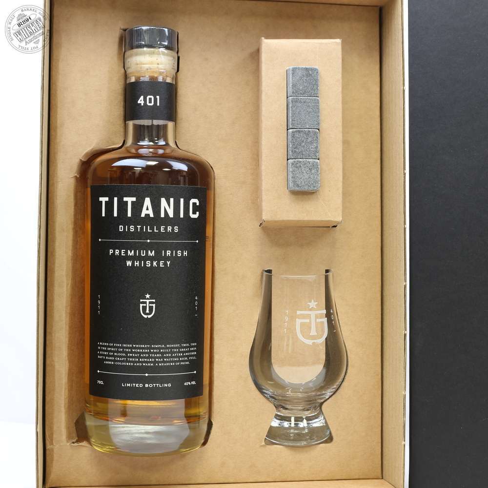 65611642_Titanic_Distillers_Collectors_Edition-2.jpg
