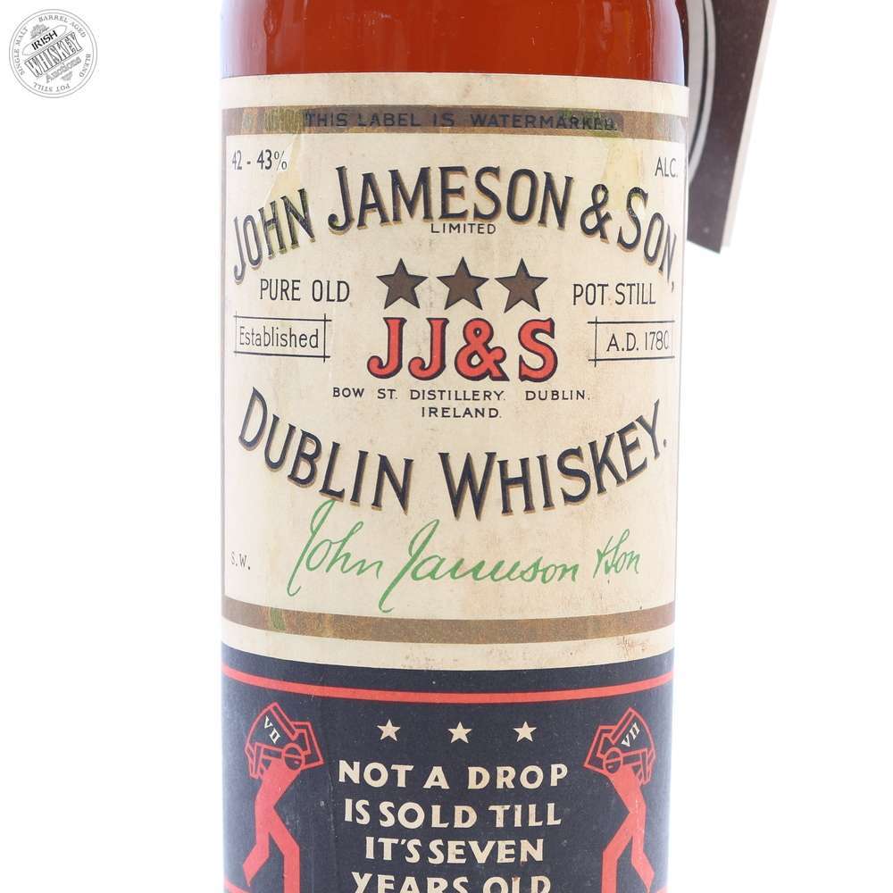 65619784_John_Jameson_and_Son_3_Star_Dublin_Whiskey-3.jpg