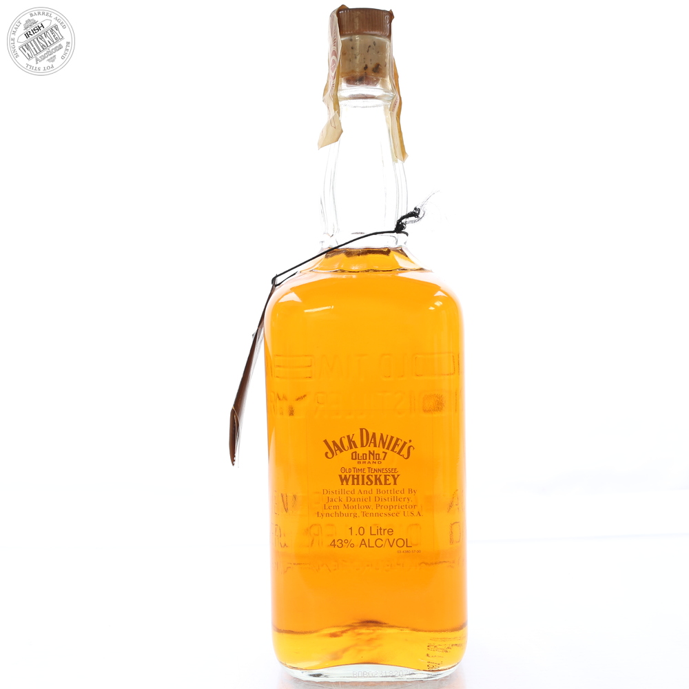 65646109_Jack_Daniels_Old_No__7_Replica_Bottle_Whiskey-2.jpg