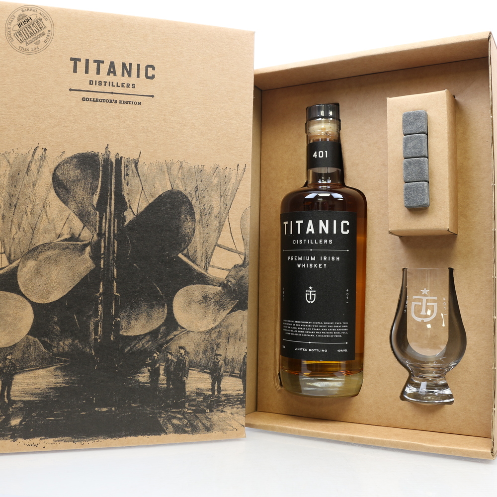 65669160_Titanic_Distillers_Collectors_Edition-3.jpg