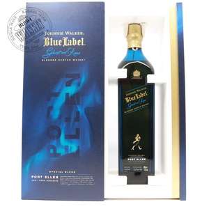 65596813_Johnnie_Walker_Blue_Label_Ghost_and_Rare-1.jpg