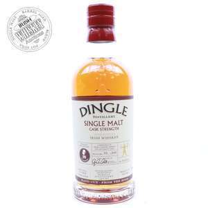 65600221_Dingle_Single_Malt_Cask_Strength_Whisky_&_Rum_Aan_Zee_Festival-1.jpg