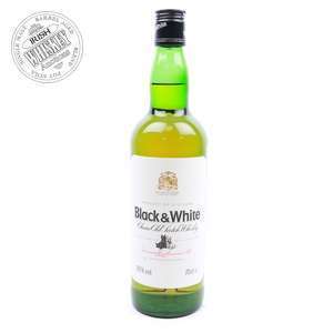 65601475_Black_&_White_Scotch_whisky-1.jpg