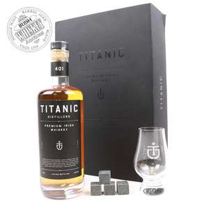 65604619_Titanic_Distillers_Collectors_Edition-1.jpg