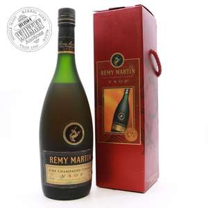 65606875_Remy_Martin_Fine_Champagne_Cognac-1.jpg