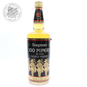 65606908_Seagrams_100_Pipers_De_Luxe_Scotch_Whisky-1.jpg