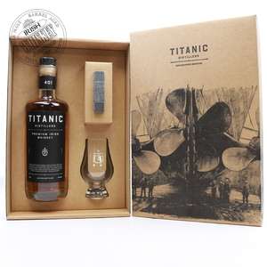 65607954_Titanic_Distillers_Collectors_Edition-1.jpg