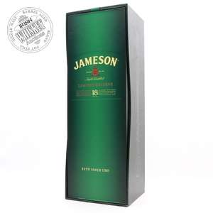 65608451_Jameson_18_Year_Old_Limited_Reserve-1.jpg