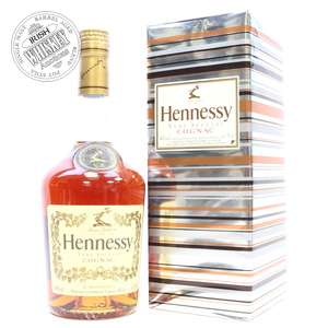 65608665_Hennessy_Very_Special_Cognac-1.jpg