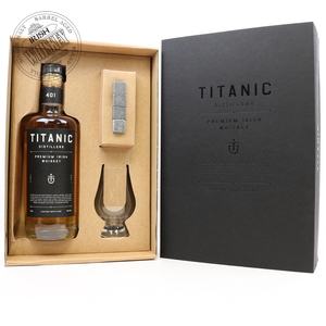 65611639_Titanic_Distillers_Collectors_Edition-3.jpg