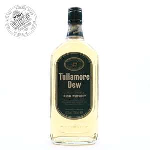 65612044_Tullamore_Dew_The_Legendary_Triple_Distilled-1.jpg