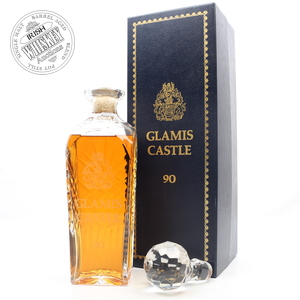 65623358_Glamis_Castle_Queen_Mothers_90th_Decanter-1.jpg