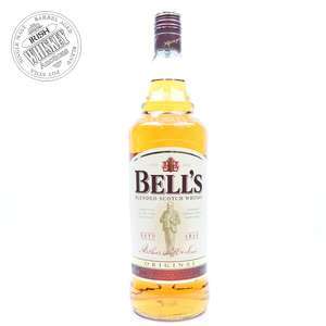 65624410_Bells_Blended_Scotch_Whisky-1.jpg