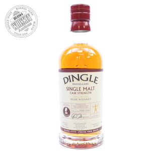 65641212_Dingle_Single_Malt_Cask_Strength_Whisky_and_Rum_Aan_Zee_Festival-1.jpg