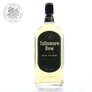 65644389_Tullamore_Dew_The_Legendary_Triple_Distilled-1.jpg