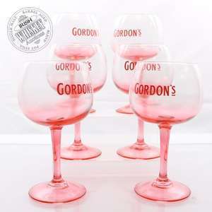 65647017_Gordons_Premium_Pink_Gin_Glasses-1.jpg