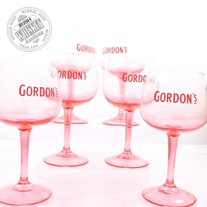 65648305_Gordons_Premium_Pink_Gin_Glasses-1.jpg