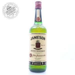 65649185_Jameson_Irish_Whiskey-1.jpg