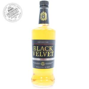 65656205_Black_Velvet_Canadian_Whisky-1.jpg