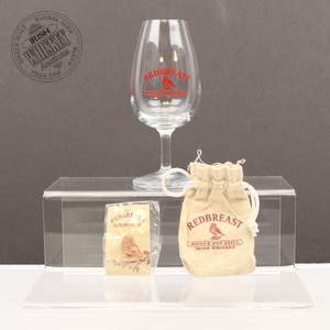 65667579_Redbreast_Glass_and_Pin-1.jpg