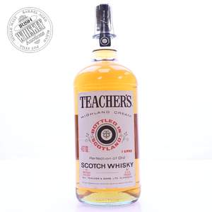 65670636_Teachers_Highland_Cream_Scotch-1.jpg