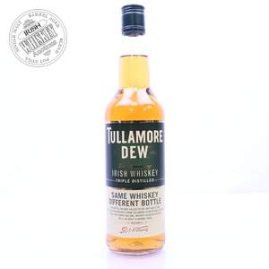 65672343_Tullamore_Dew_The_Legendary_Triple_Distilled-1.jpg