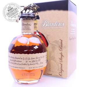 65674104_Blantons_Single_Barrel_Bourbon_Whiskey-1.jpg