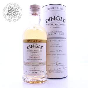 65674975_Dingle_Single_Malt_B1_Bottle_No__7683-1.jpg