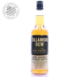 65676006_Tullamore_Dew_The_Legendary_Triple_Distilled-1.jpg