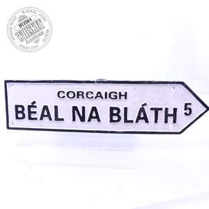 65689980_Corcaigh___Béal_Na_Bláth___Cast_Iron_Road_Sign-1.jpg