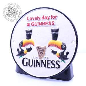 65695085_Hand_painted_Cast_Iron_Guinness_Wall_Plate-1.jpg