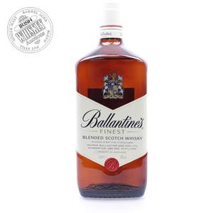 65701358_Ballantines_Finest_Blended_Scotch_Whisky-1.jpg