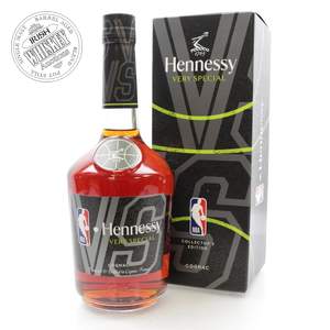 65715071_Hennessy_V_S_NBA_Limited_Edition_2023_2024-1.jpg