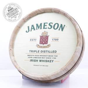65719061_Jameson_Triple_Distilled_Wooden_Drum_Top-1.jpg