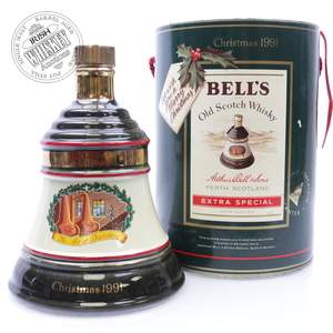 65720549_Bells_Christmas_Decanter_1991-1.jpg