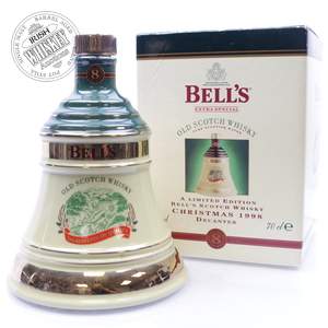 65720558_Bells_8_Year_Old_Christmas_Decanter_1998-1.jpg