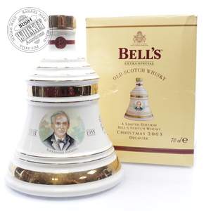 65720570_Bells_8_Year_Old_Christmas_Decanter_2003-1.jpg