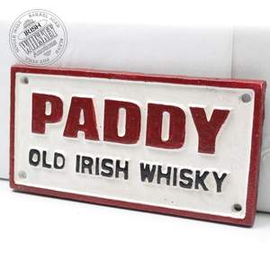 65723369_Hand_painted_Cast_Iron_Paddy_Old_Irish_Whisky_Wall_Plate-1.jpg